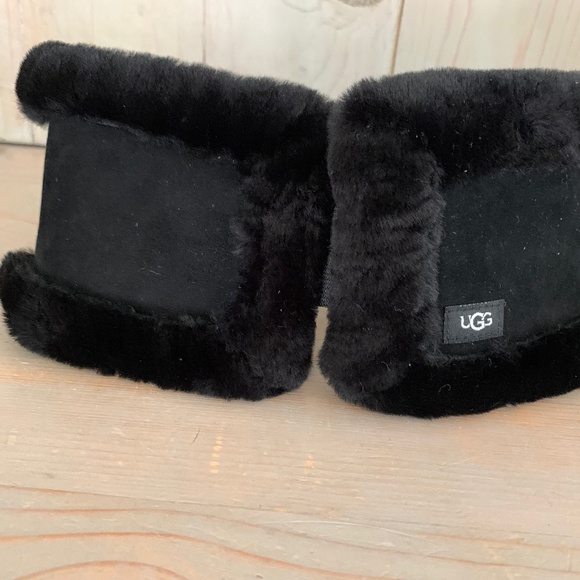 UGG Accessories - ugg sheepskin and suede headband black not